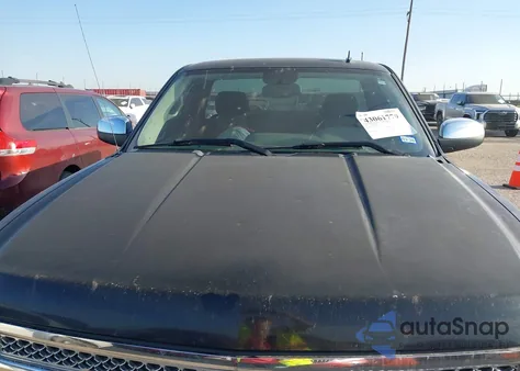 2007 Chevrolet Silverado C1500 из США, поврежденный, VIN 1GCEC14C57Z558584